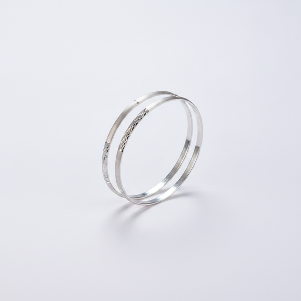 Eterna Grace Bangles